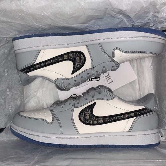 AJ LOW DIOR